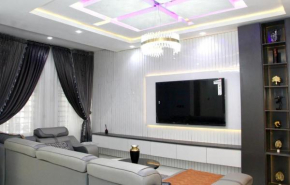 Jm Apartment-Luxury 4-Bed Duplex